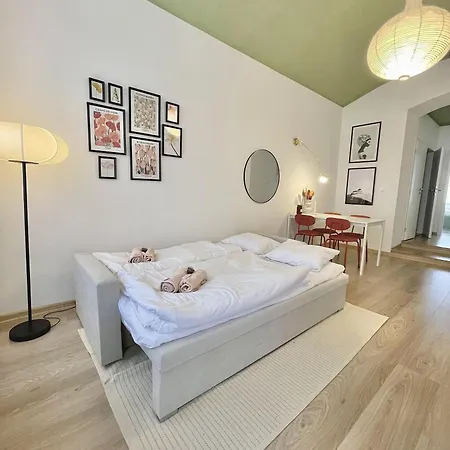Rentero Natural Ground Base Apartment, *